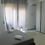 La Dimora Di Damone & Finzia Appartement *