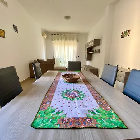 Apartment La Dimora Di Damone & Finzia *