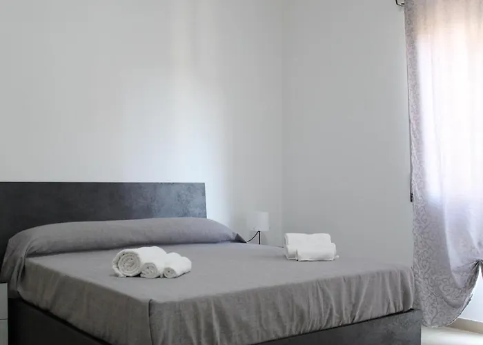 La Dimora Di Damone & Finzia